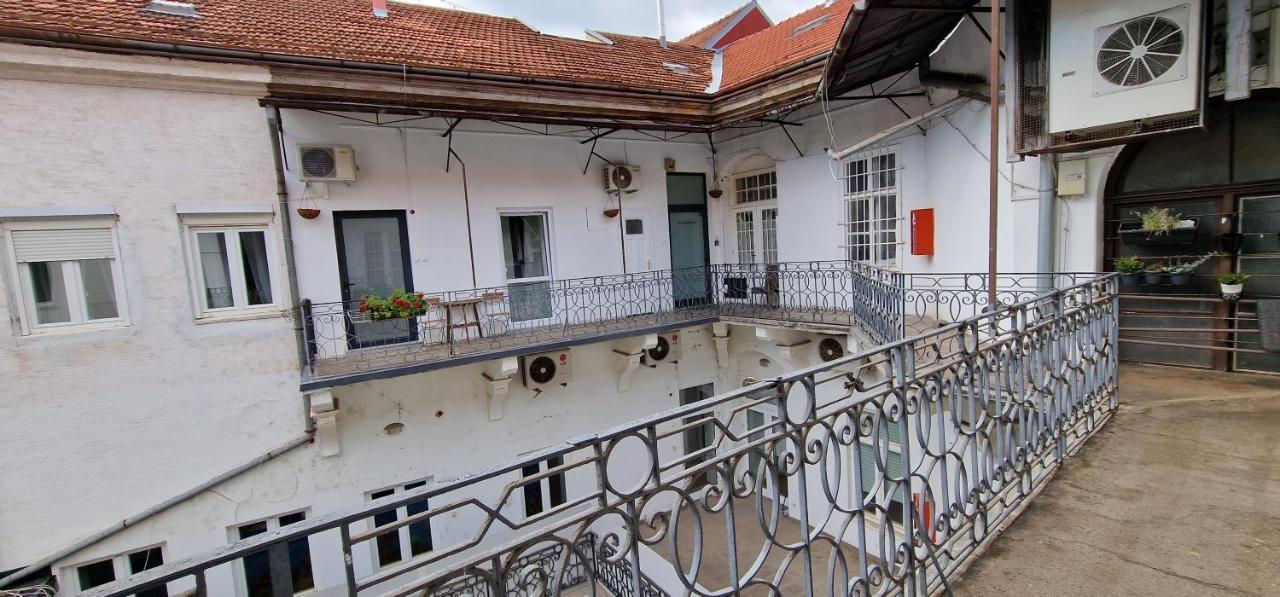 Apartment Exclusive View Cvjetni Trg Zagabria Esterno foto