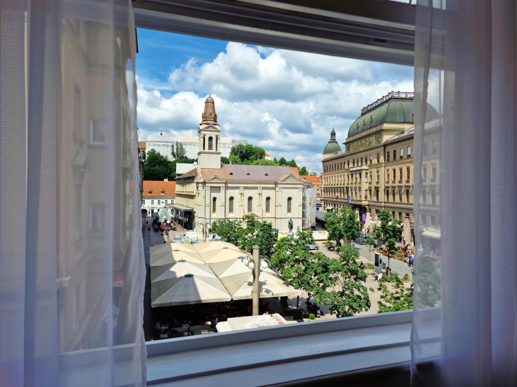 Apartment Exclusive View Cvjetni Trg Zagabria Esterno foto